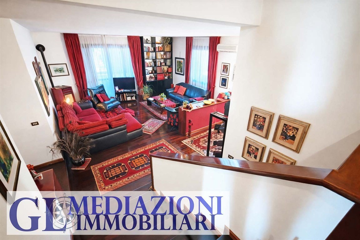 Porzione di villa in centro a Noale Rif. GL1608